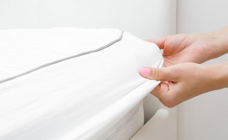 can you dry clean a feather mattress topper